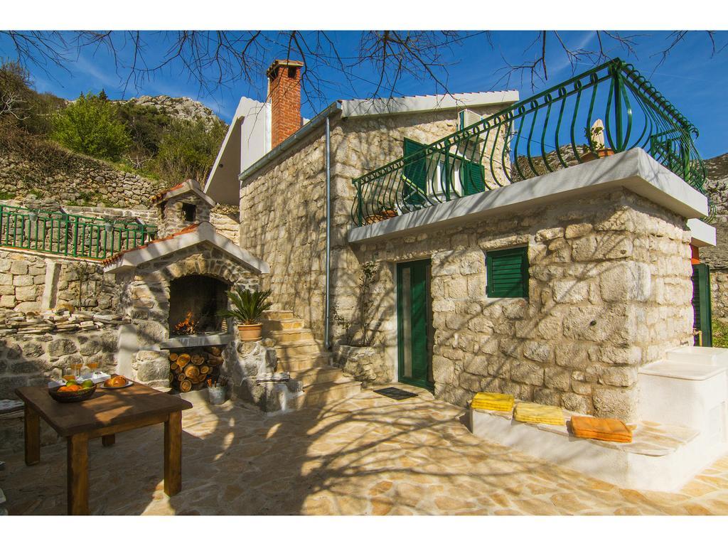 Villa O'Zrna Klis Kamer foto
