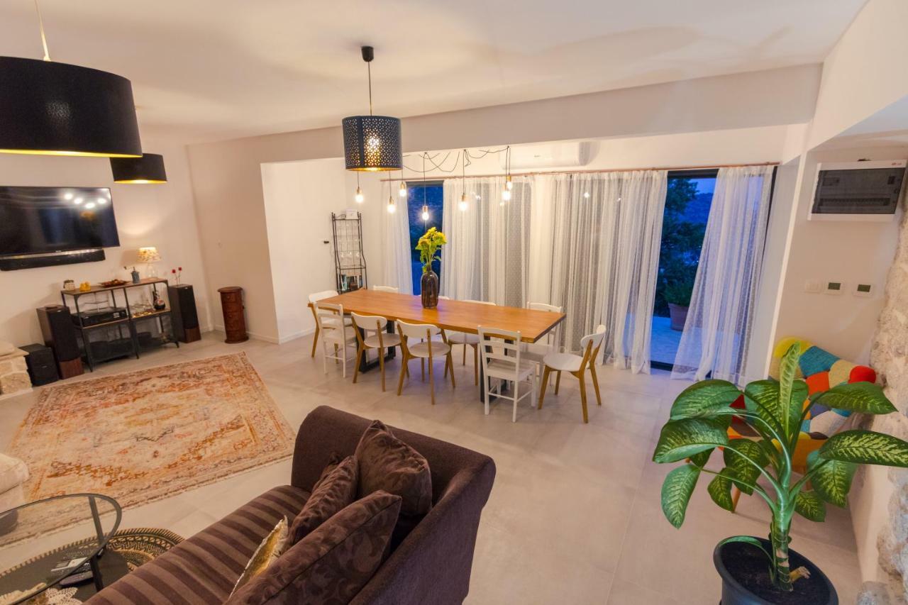 Villa O'Zrna Klis Buitenkant foto