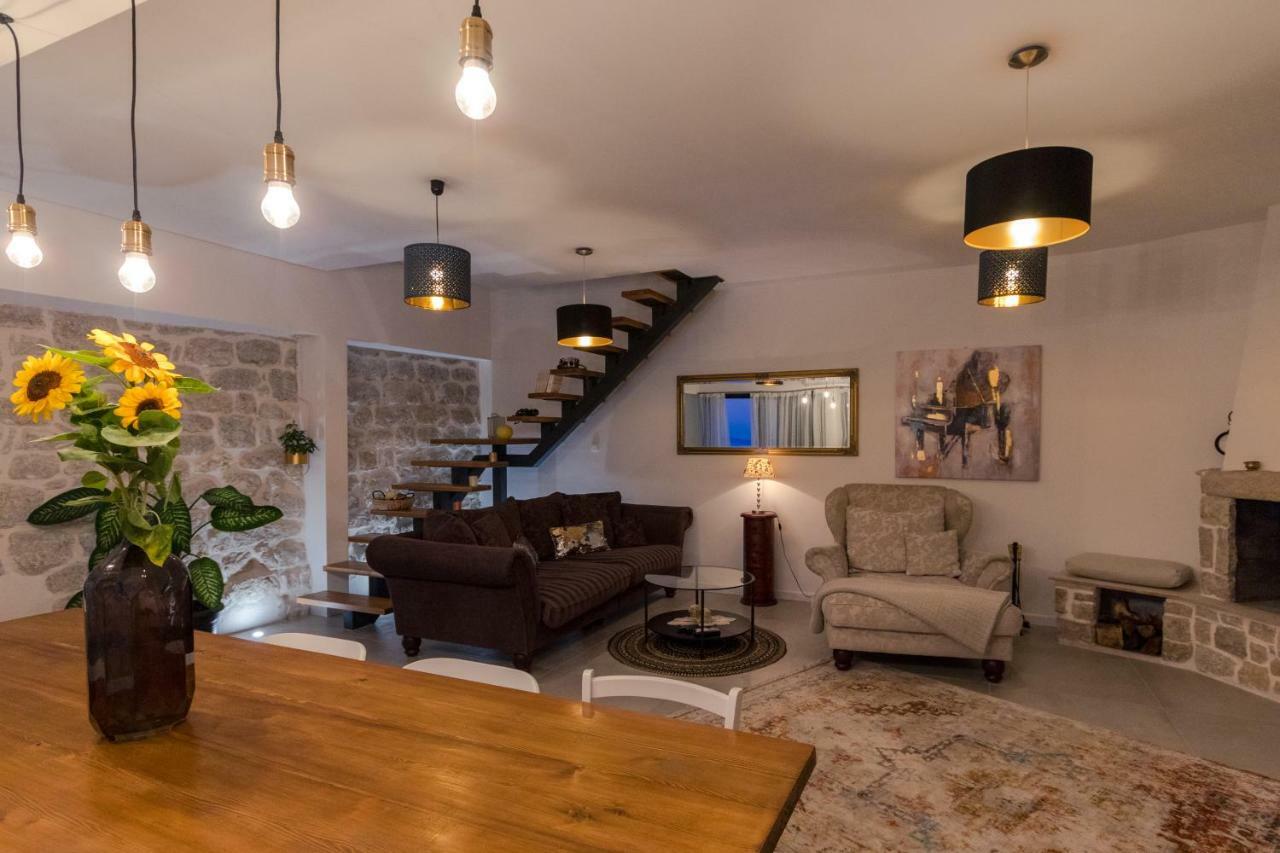 Villa O'Zrna Klis Buitenkant foto