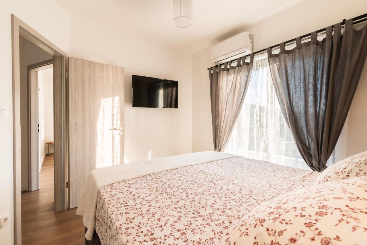 Villa O'Zrna Klis Buitenkant foto