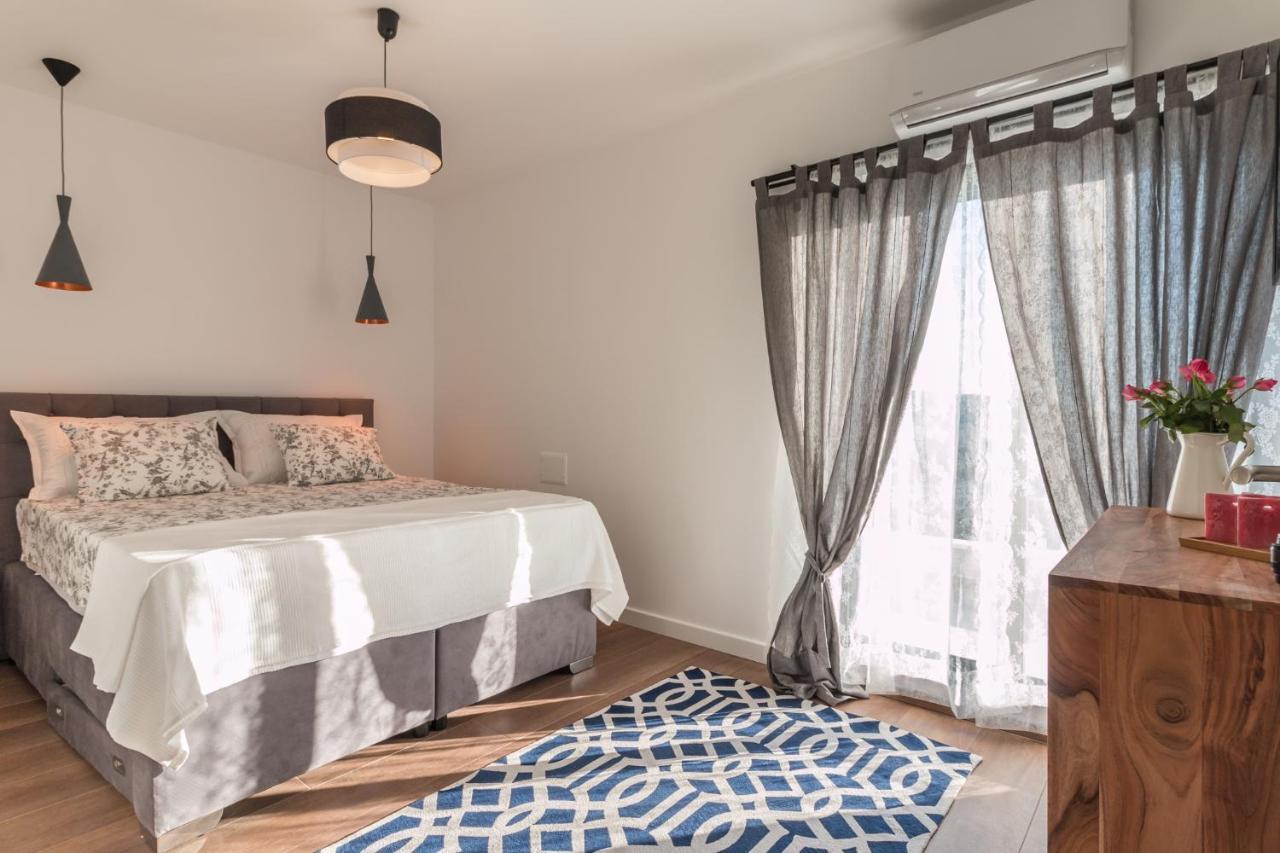 Villa O'Zrna Klis Buitenkant foto